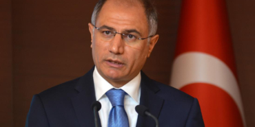 3.-YAZI-ICIN-AK-PARTI-GENEL-BASKANVEKILI-EFKAN-ALA.jpeg