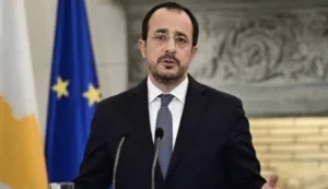 v2nikoshristodulidis_1741526495.webp.webp
