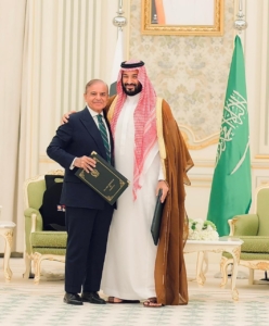 985.jpg