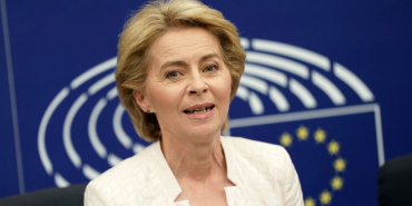 Ursula-von-der-Leyen-EU-Parlament.jpg