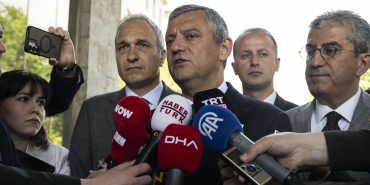 1780392236284AA-20260601-41546492-41546490-CHP_GRUP_BASKANI_OZEL_GAZETECILERIN_SORULARINI_YANITLADI.jpeg