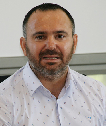 17806545798981768480159690guven-bengihan.jpg