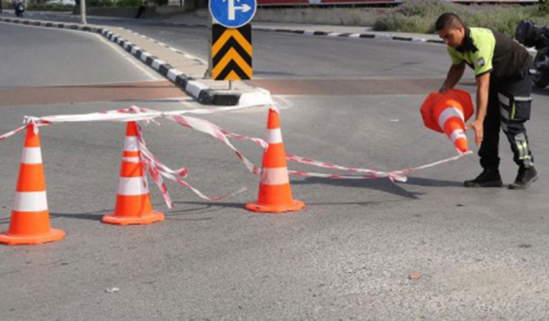 kapali-yol-guncel-kibris.jpg