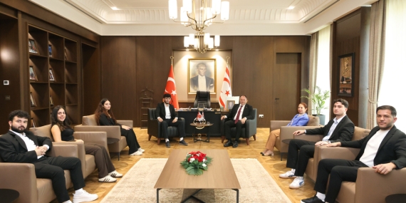 1785753158599OZTURKLER-OGRENCILER-2-1024x682-1.jpeg