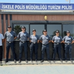 TURIZM-POLISLERI-ISKELEDE-GUVENLIGI-GUCLENDIRIYOR…Polis-Genel-Mudurlugu-tarafindan-guvenli-tur-1024x.jpeg