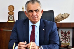 cavusoglu-dr.-fazil-kucuk-mucadelenin-kalemi-sesi-solugu-ve-lideri-oldu-1244-2025-01-14_m-2.jpeg