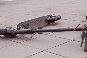 elektrikli-scooter-kaza.jpg